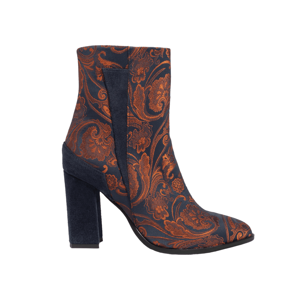 Hora Azul Boot 