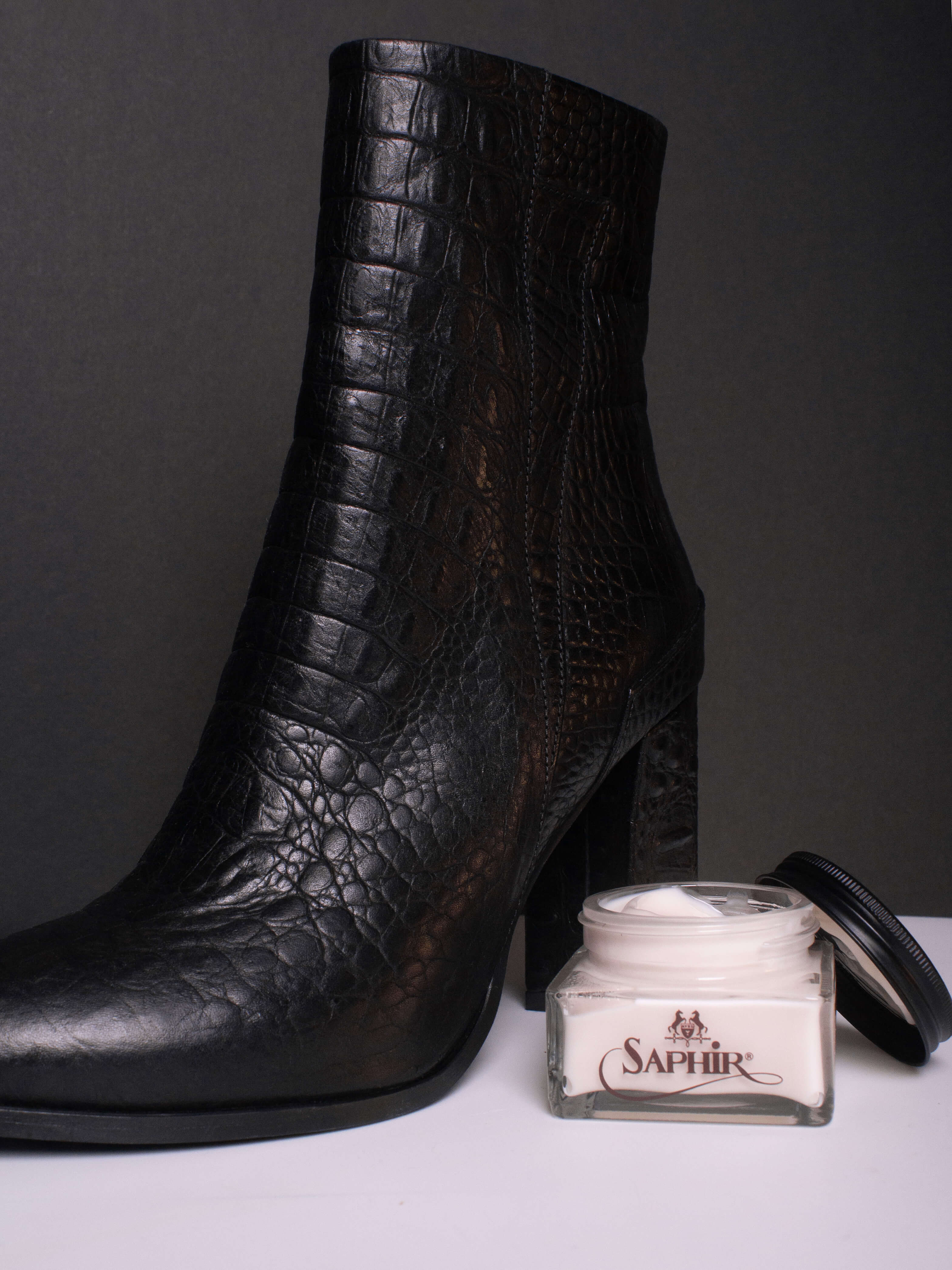 Saphir-Medaillenrenovierer