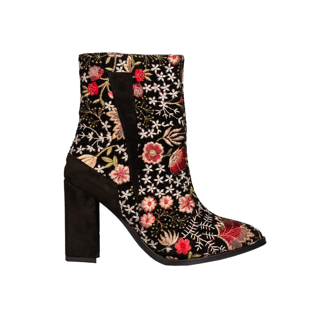 Boots and Roses High