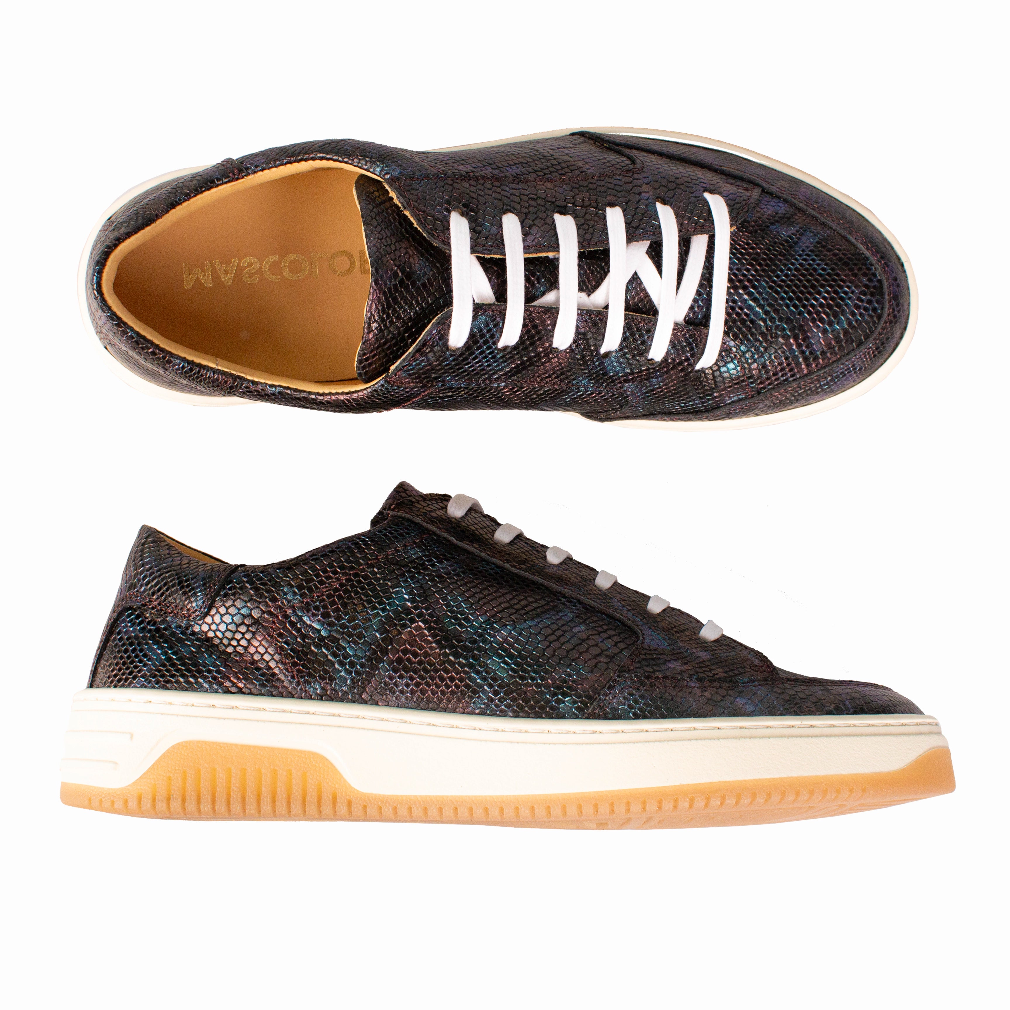 Grüner Electric-Sneaker